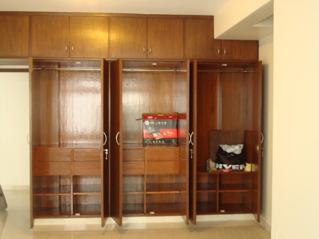 3 BHK in Turf View, Worli - Photo 6