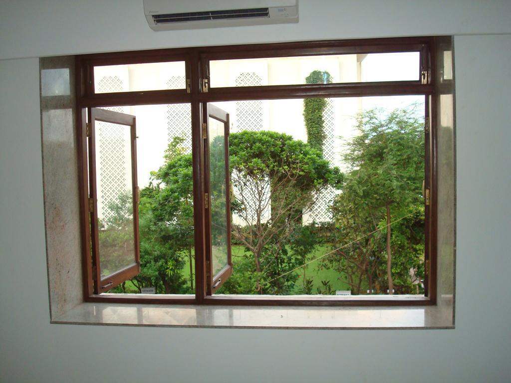 3 BHK in Turf View, Worli - Photo 1