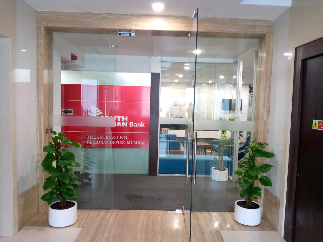 Office Fully Furnished in Parinee Crescenzo, Bandra East - Photo 6