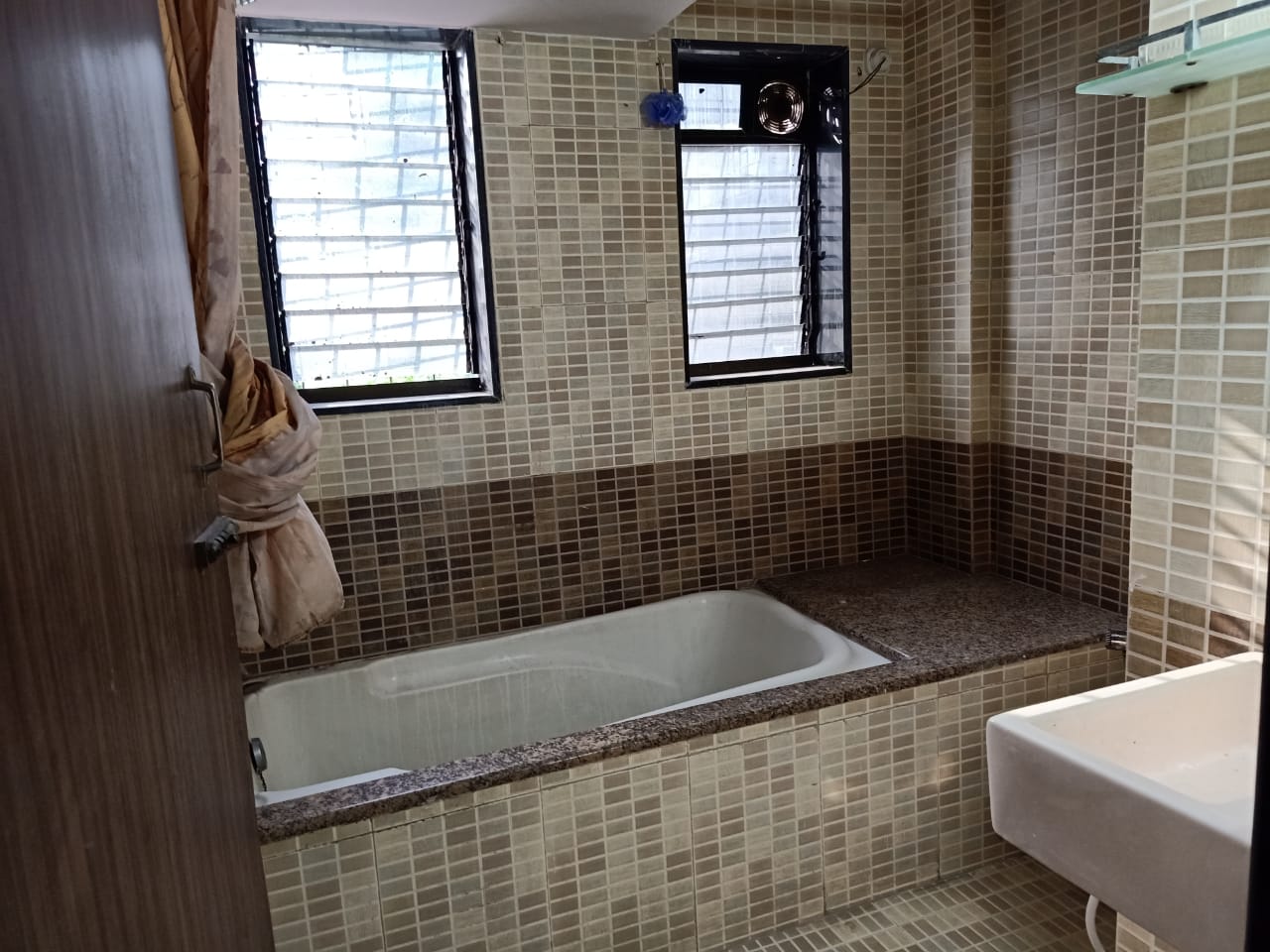 1 BHK Fully Furnished in Padmavati Apartment, Andheri West - Photo 5