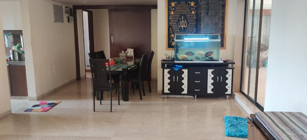 3 BHK in Dheeraj Serenity, Santacruz West - Photo 5