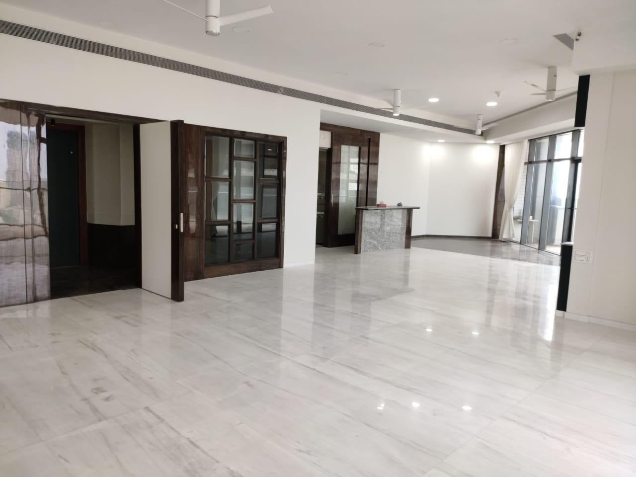4 BHK Fully Furnished in Omkar 1973, Worli - Photo 4