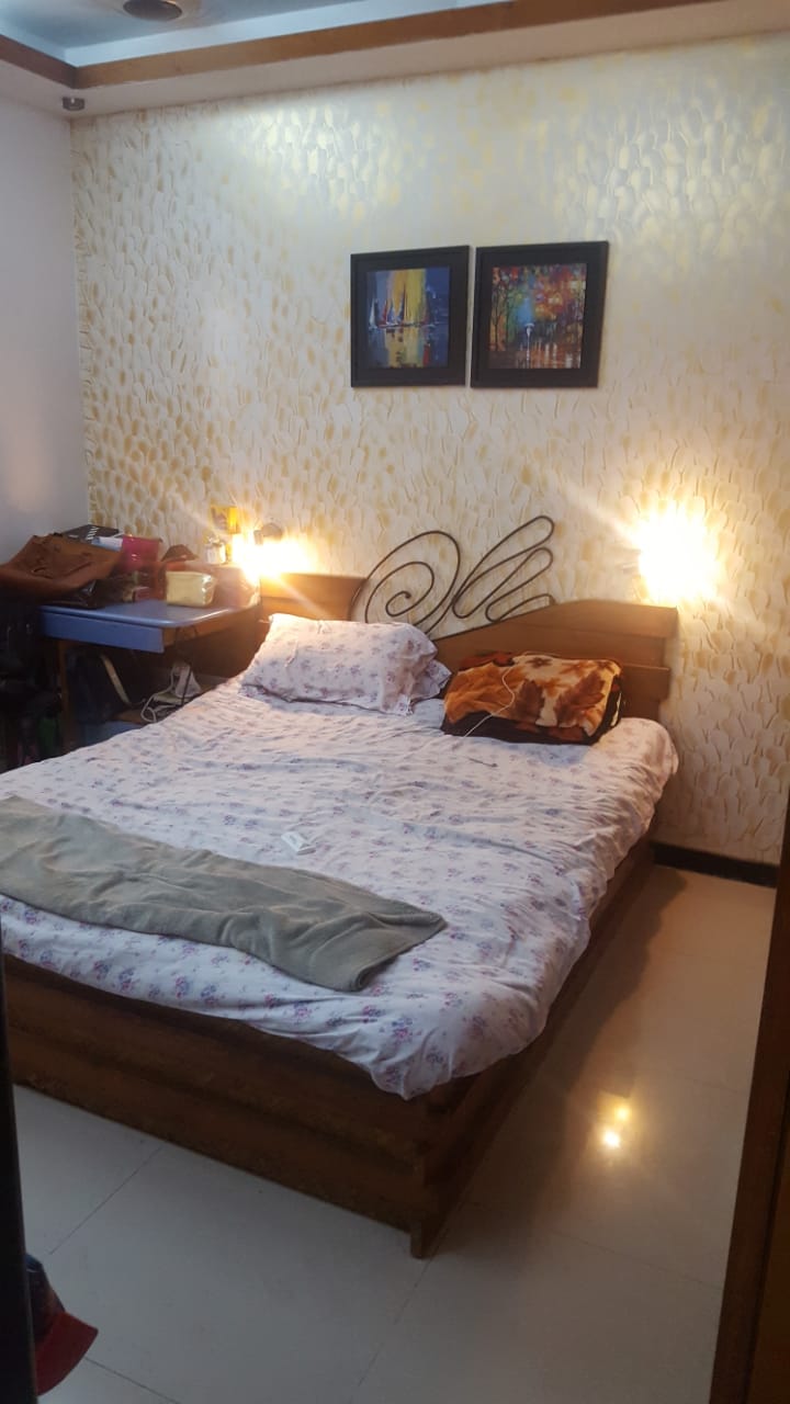 1.5 BHK Semi-Furnished in Georgina Apartment, Bandra West - Photo 6