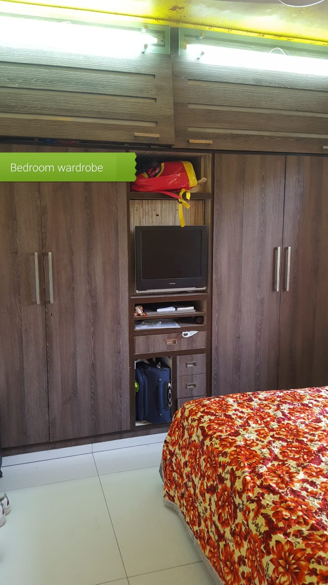 1.5 BHK Semi-Furnished in Georgina Apartment, Bandra West - Photo 1