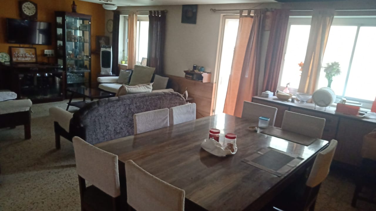 2 BHK in Om Shri Gurudev, Khar West - Photo 5