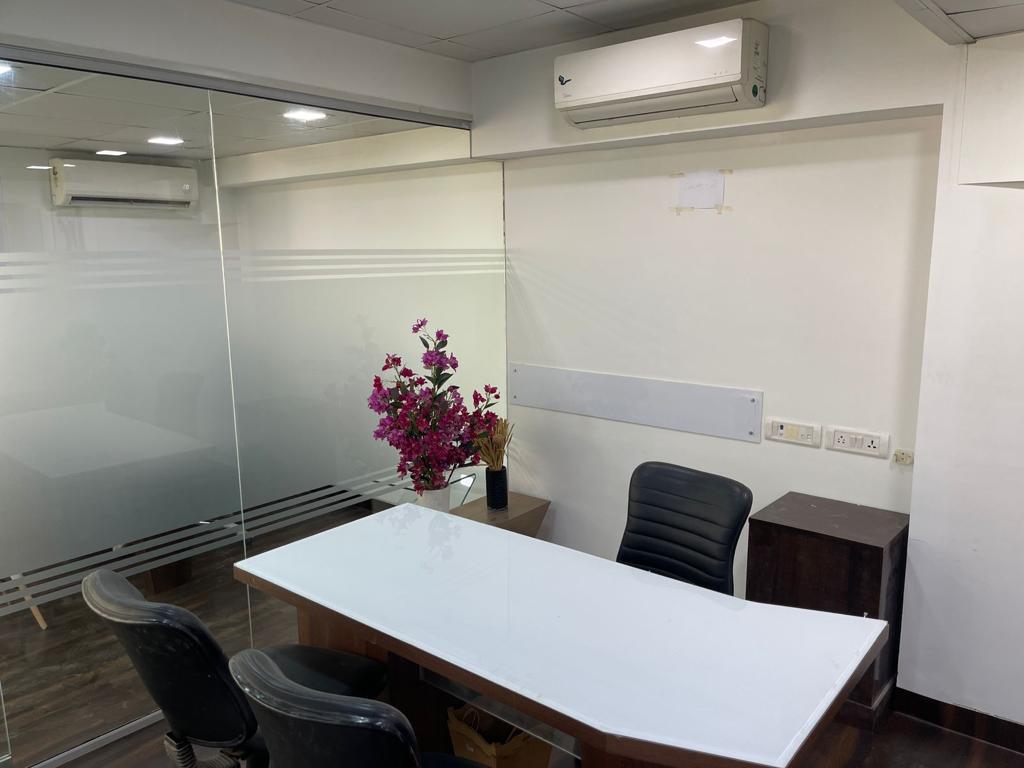 Office Space Fully Furnished in Cosmos Plaza, Andheri West - Photo 4