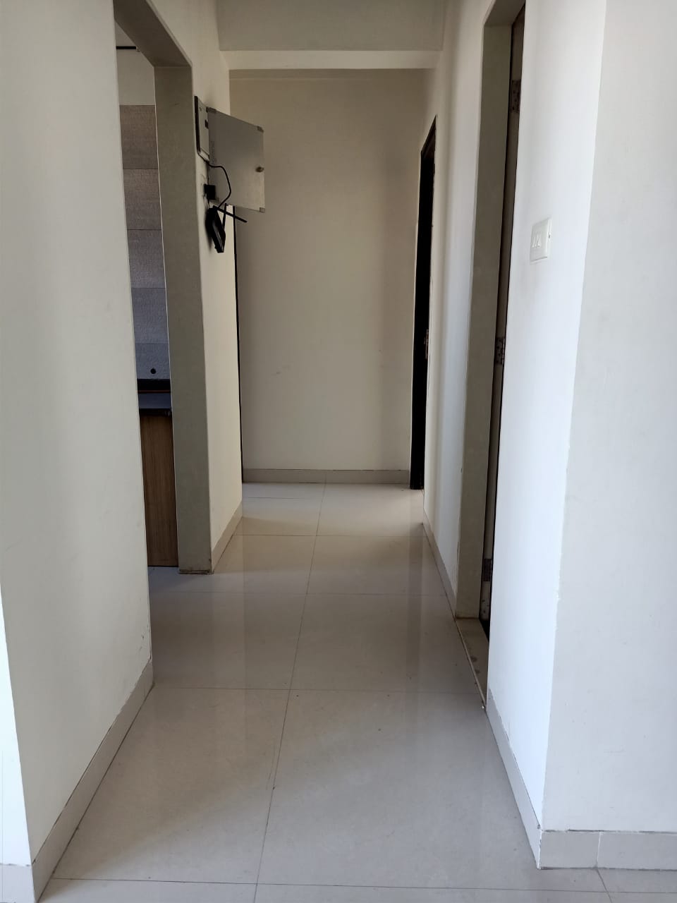 4 BHK in Itus, Andheri West - Photo 4