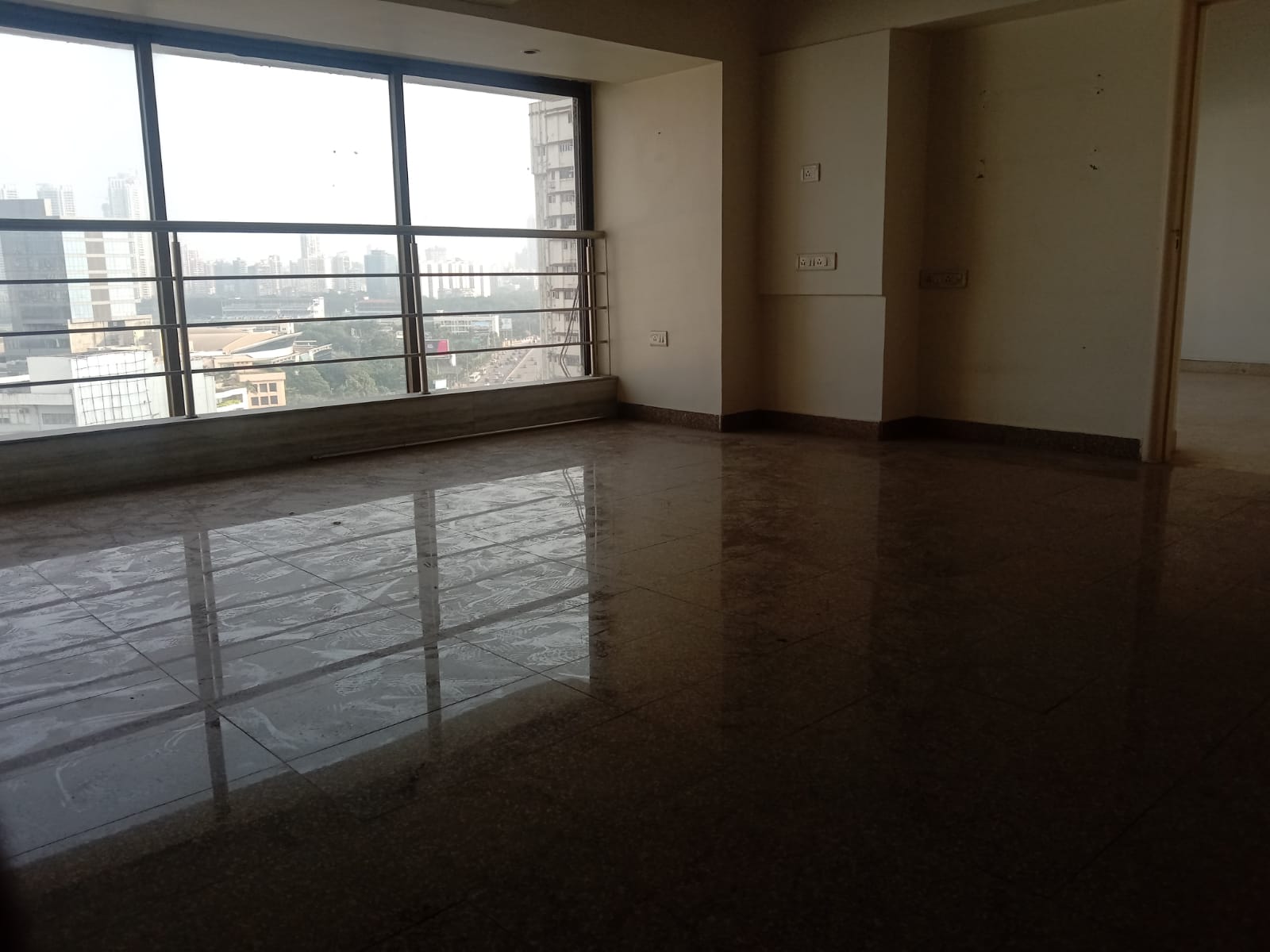 2 BHK in Madhuli, Worli - Photo 2