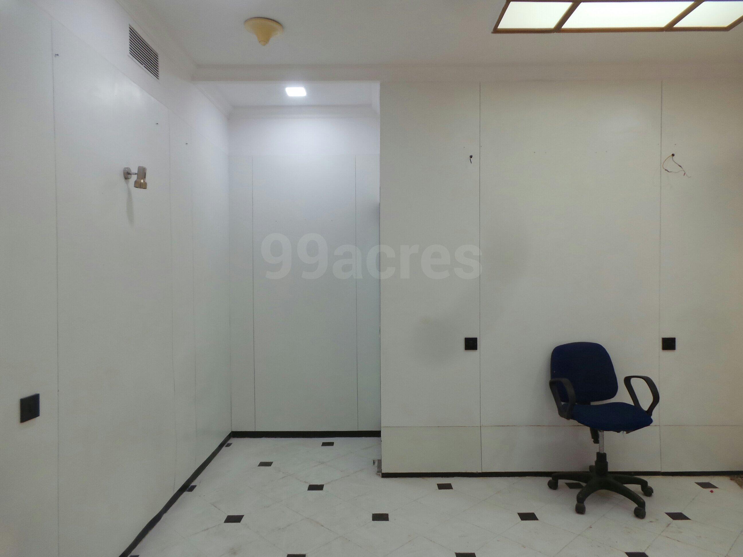 Commercial Office Space Fully Furnished in Prabhadevi Industrial Estate - Photo 3