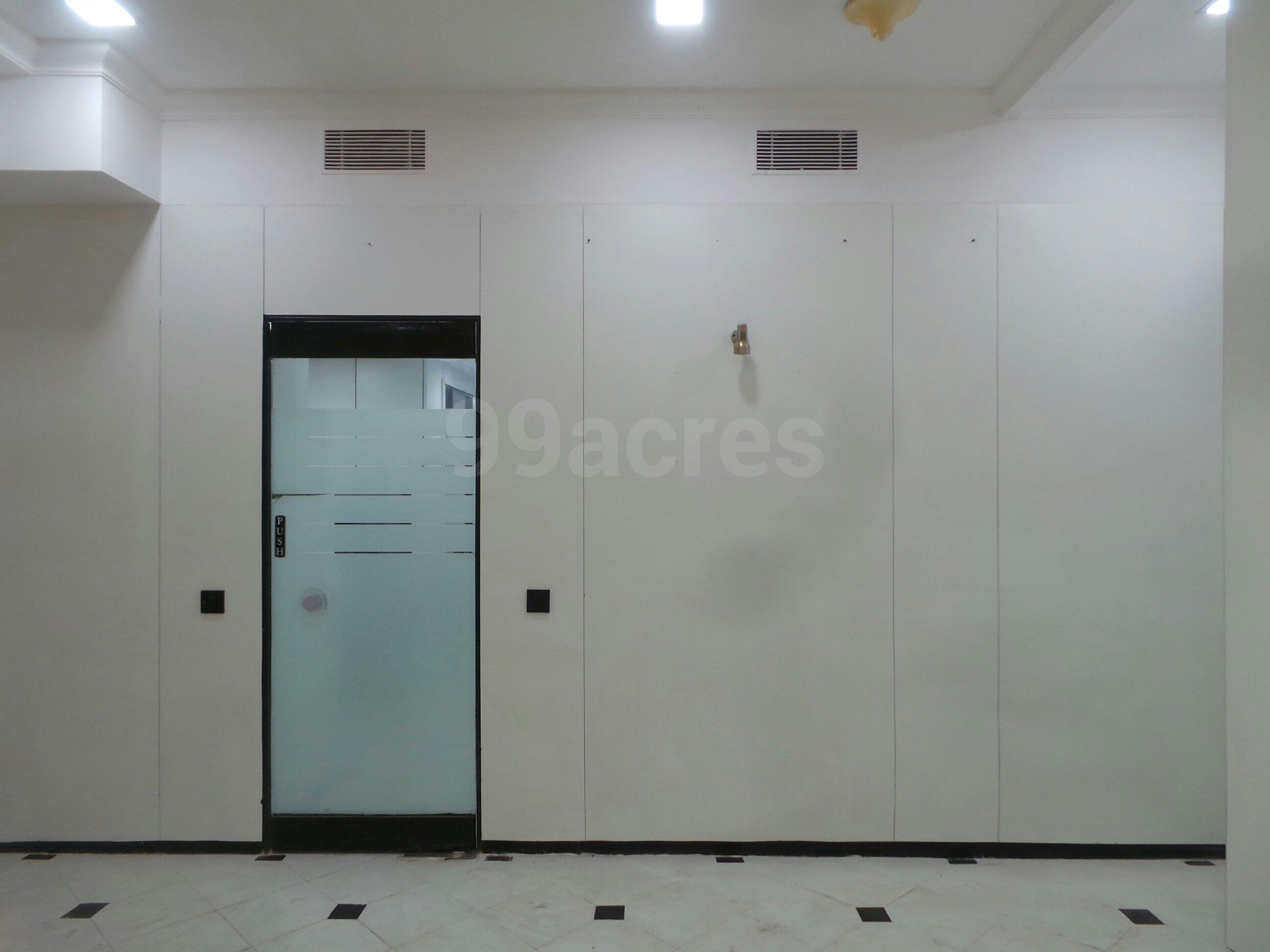Commercial Office Space Fully Furnished in Prabhadevi Industrial Estate - Photo 4