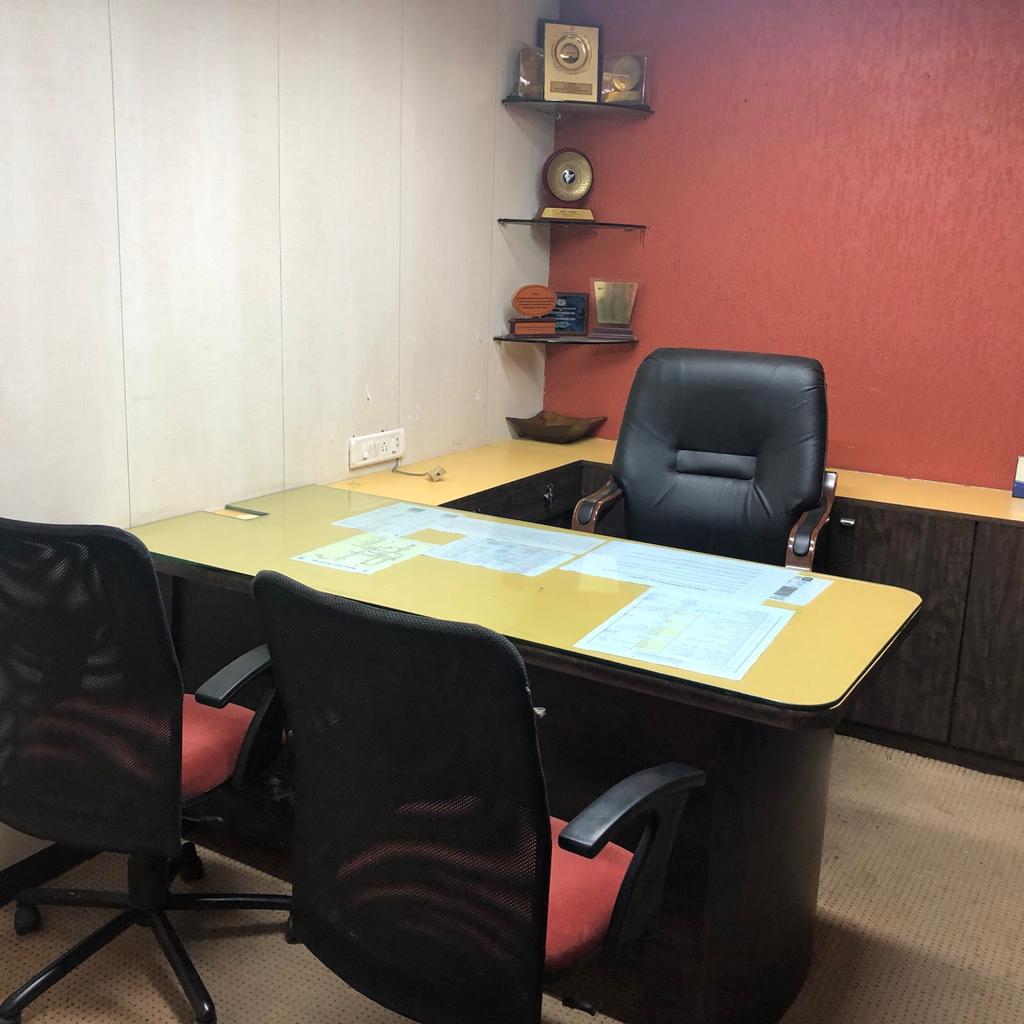 Office Fully Furnished in Poonam Chambers, Worli - Photo 4