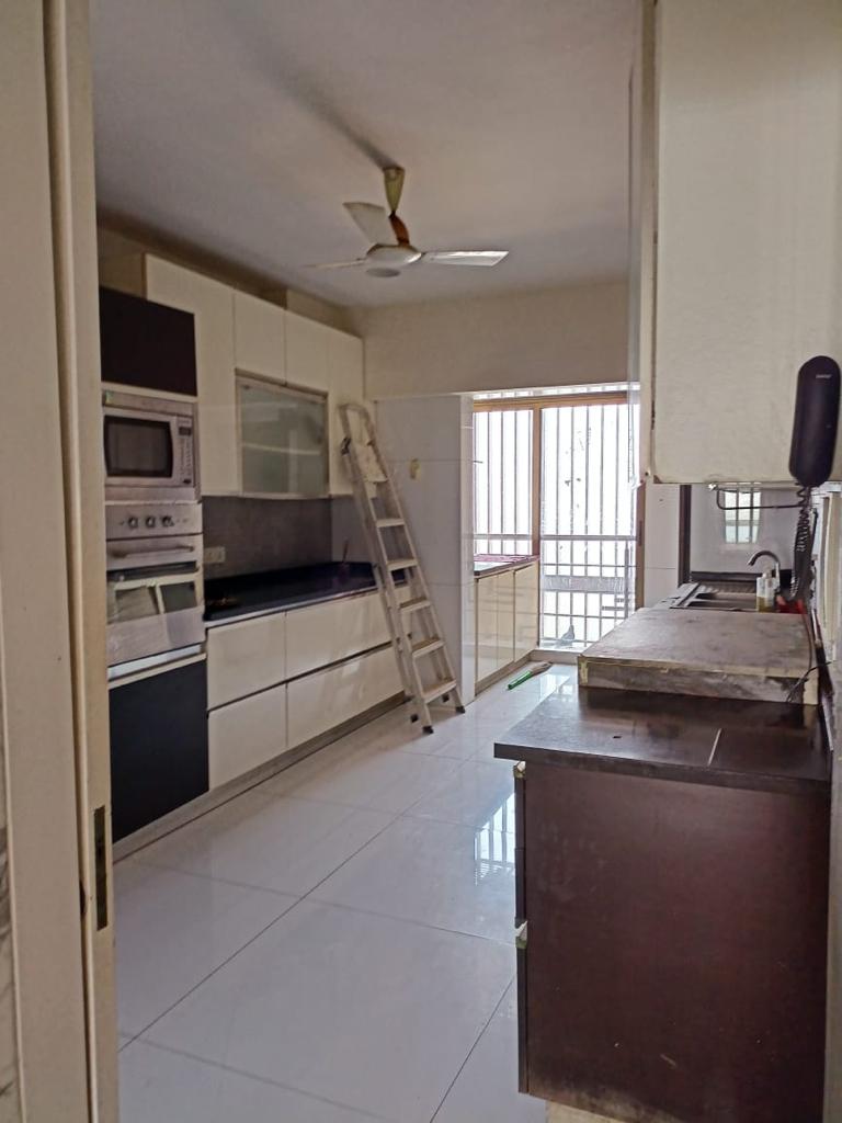 5 BHK in Oberoi Sky Heights, Andheri West - Photo 6