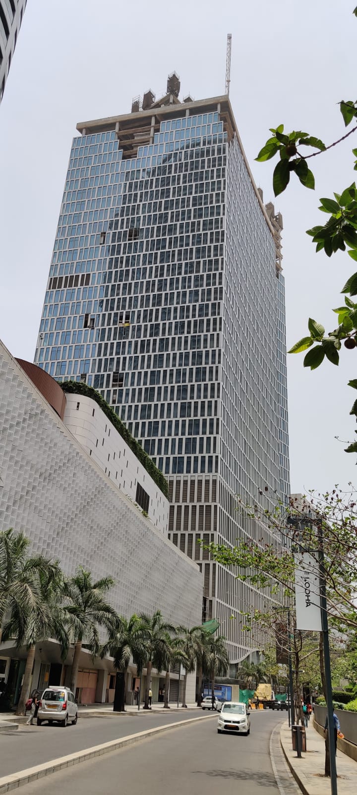 Office Fully Furnished in One Lodha Place, Lower Parel - Photo 4
