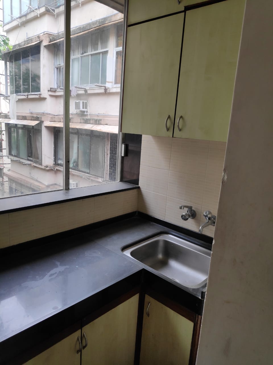 2 BHK Semi Furnished in Chandralok, Nepeansea Road - Photo 4