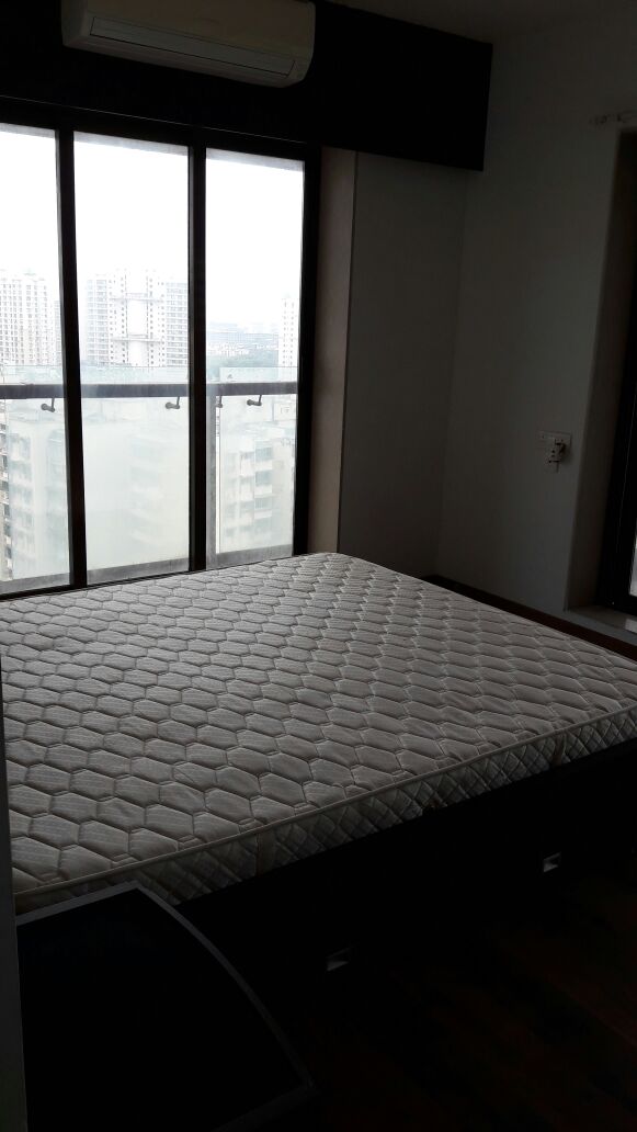 4 BHK Fully Furnished in Wadhwa Solitaire, Powai - Photo 5