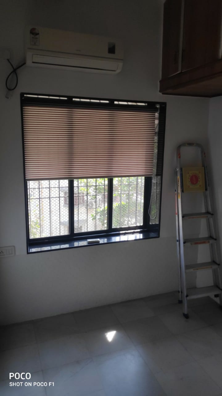 1 BHK Semi-Furnished in New Pushpa Milan, Worli - Photo 2