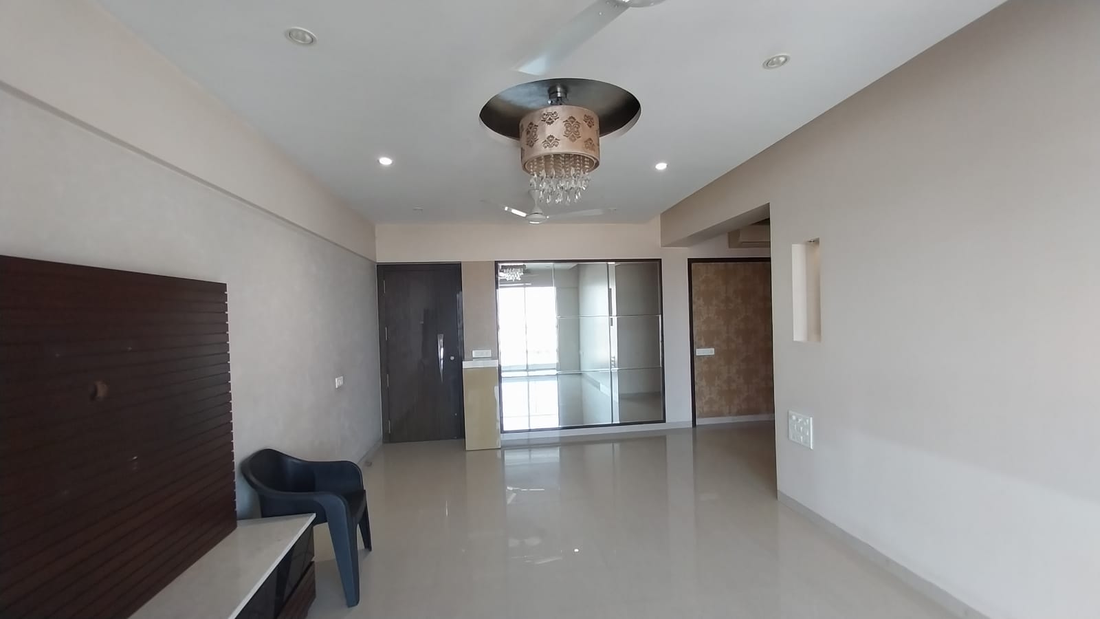 2.5 BHK in Nav Natraj, Santacruz West - Photo 2