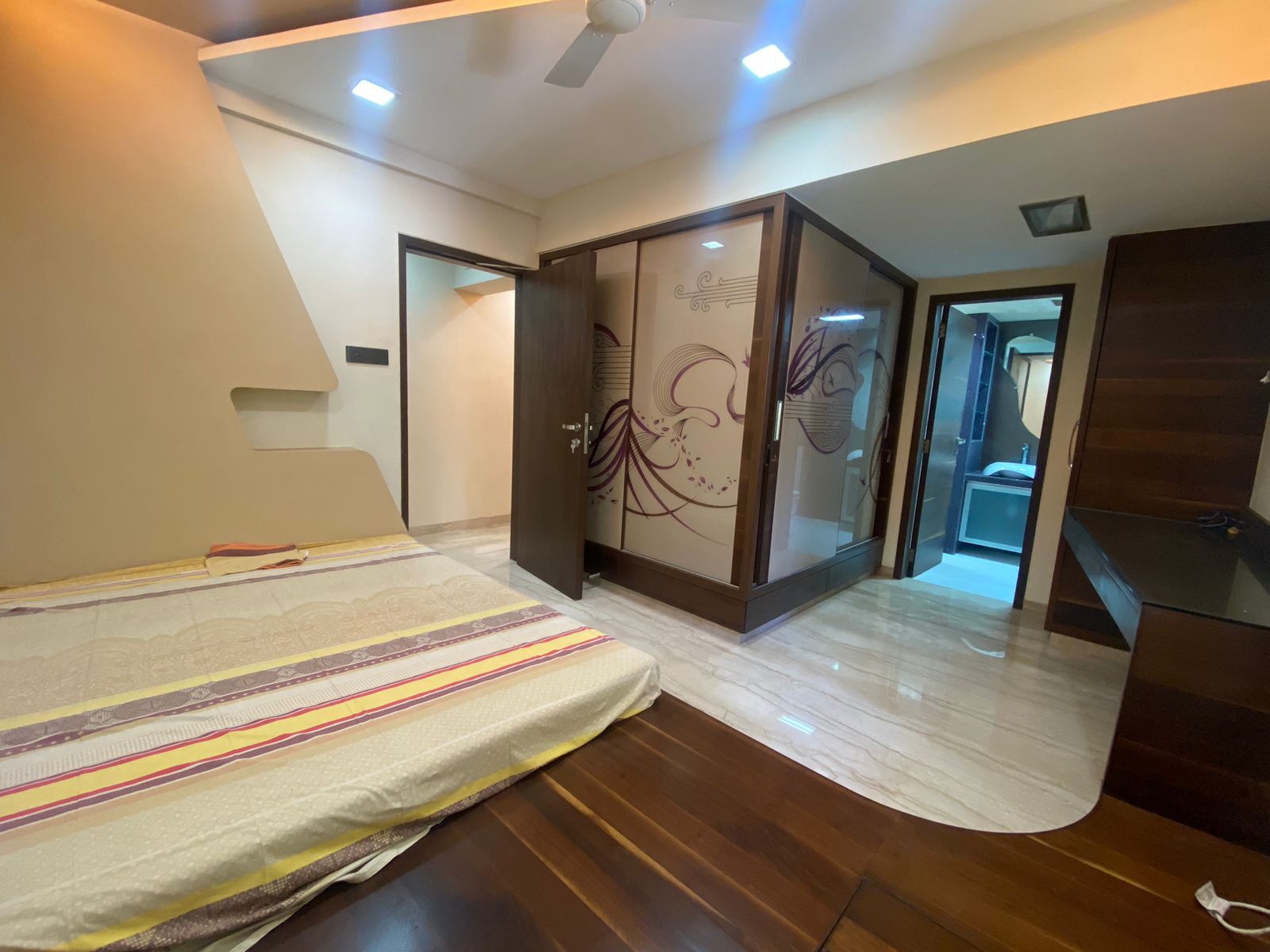 1 BHK Semi-Furnished in Residency CHS, Andheri West - Photo 5