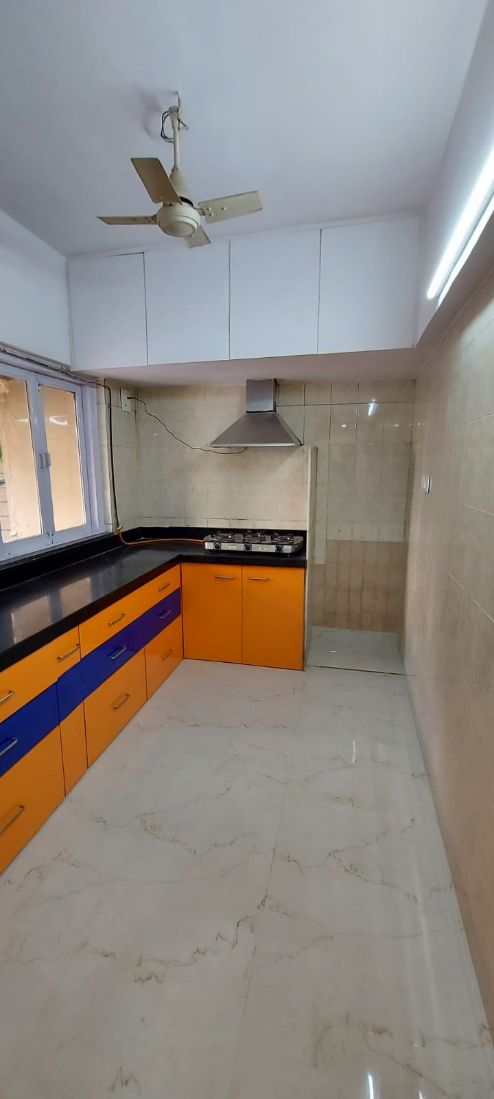 3 BHK Semi-Furnished in Sunny Side, Andheri West - Photo 5