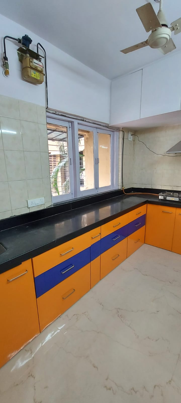 3 BHK Semi-Furnished in Sunny Side, Andheri West - Photo 6