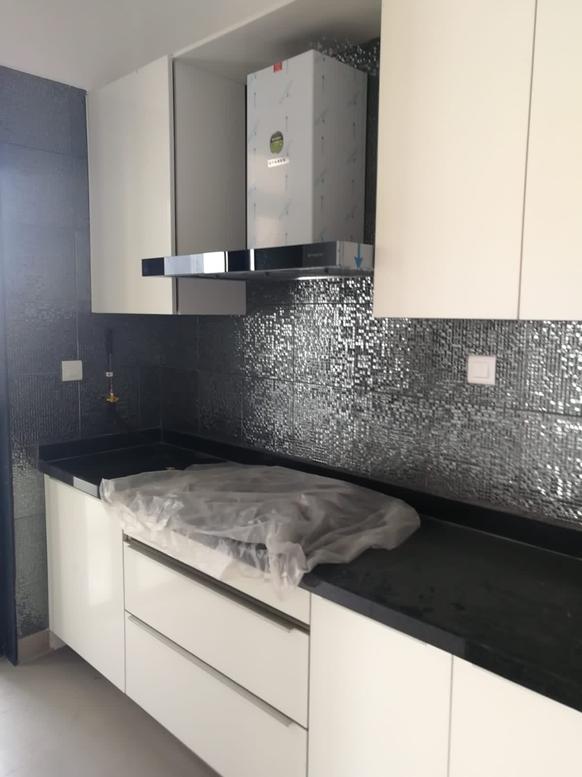 3 BHK Semi Furnished in Lodha Allura, Worli - Photo 1