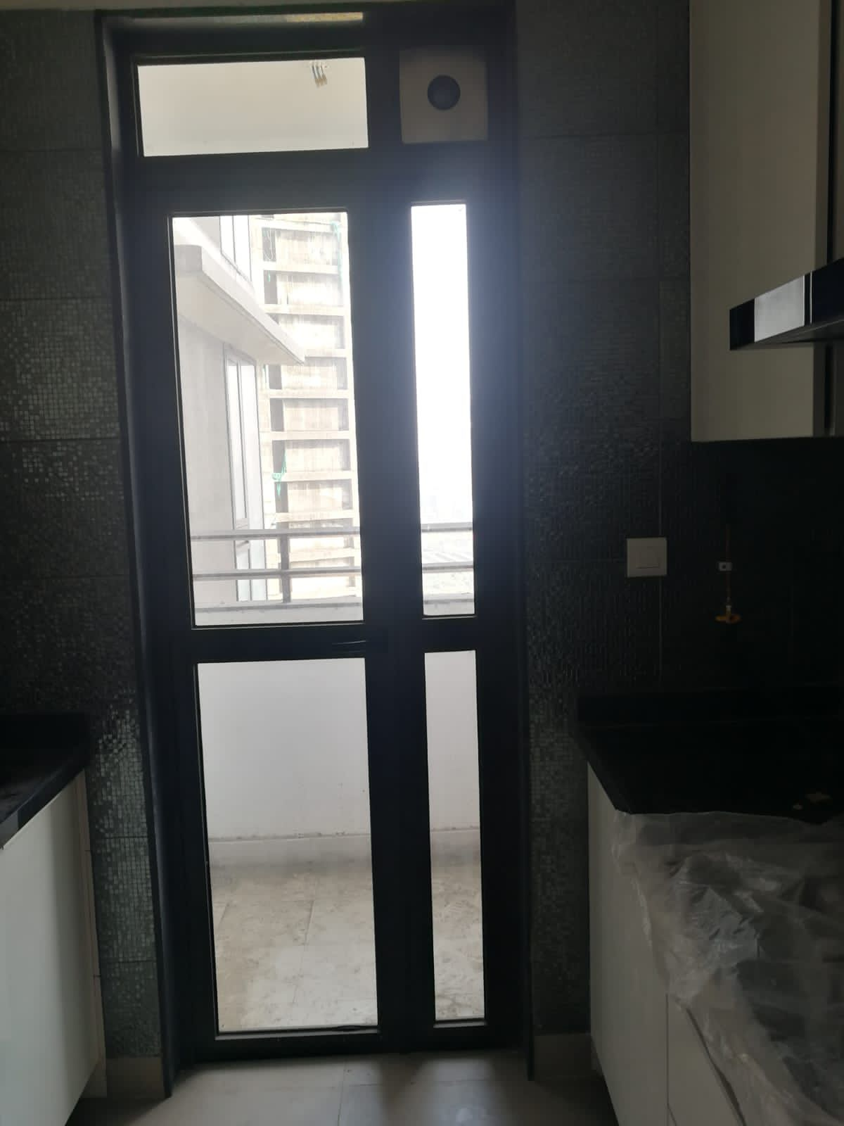 3 BHK Semi Furnished in Lodha Allura, Worli - Photo 2