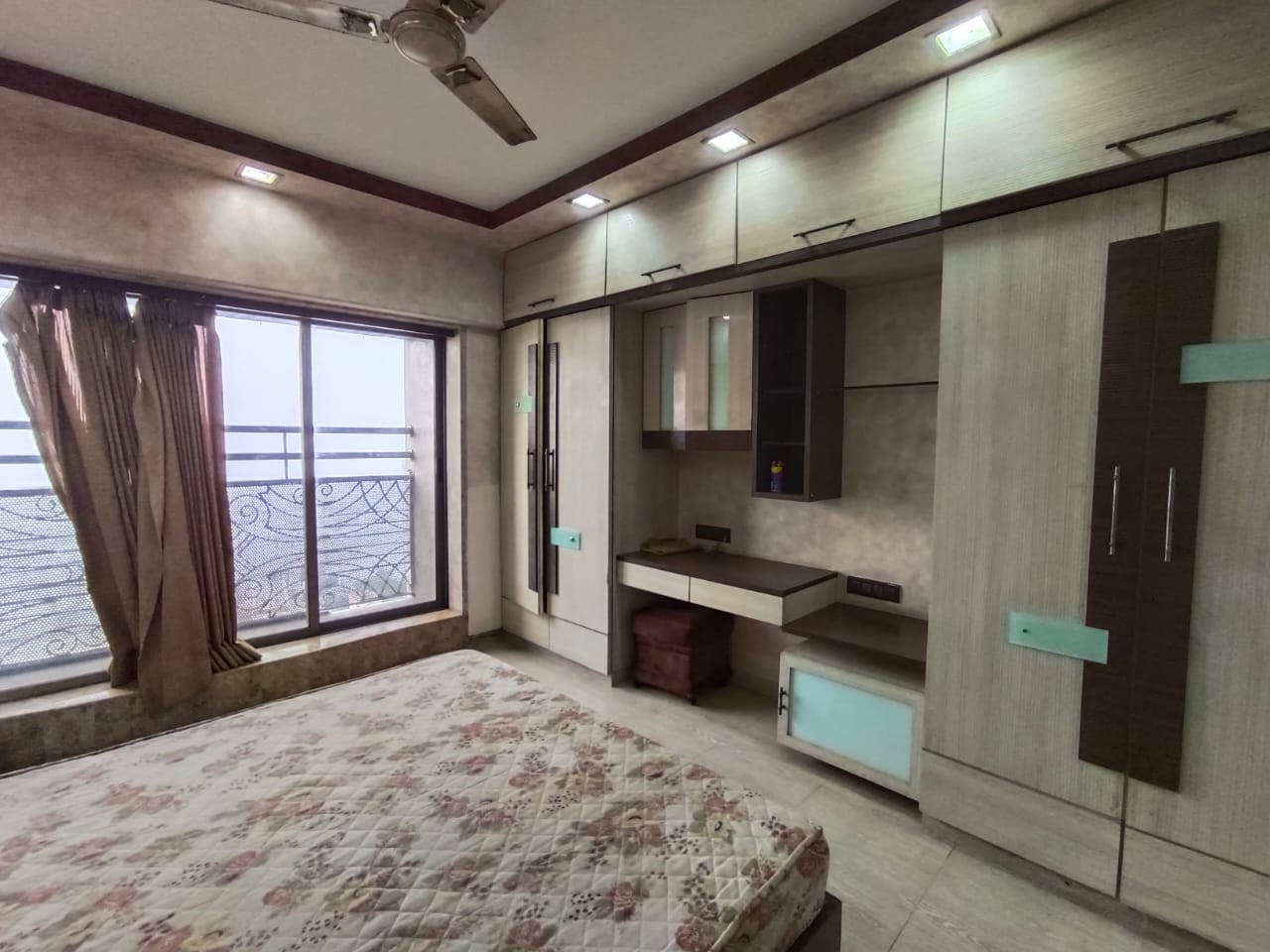 2 BHK in Rameshwaram, Dahisar East - Photo 2
