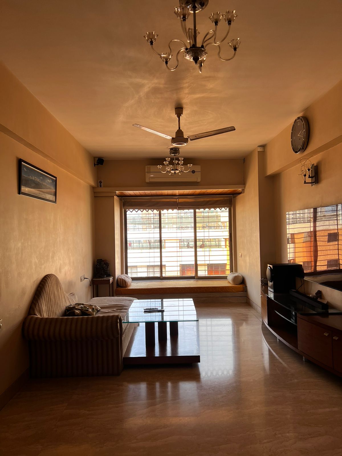 3 BHK Fully Furnished in Capri Heights, Andheri West - Photo 2