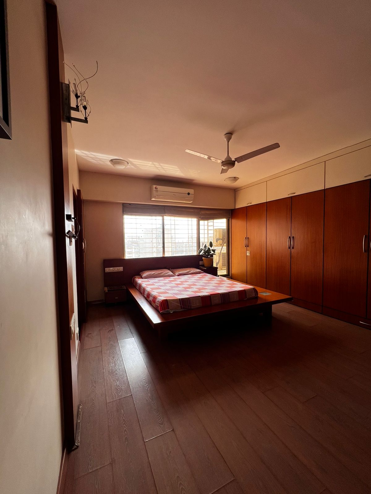 3 BHK Fully Furnished in Capri Heights, Andheri West - Photo 3