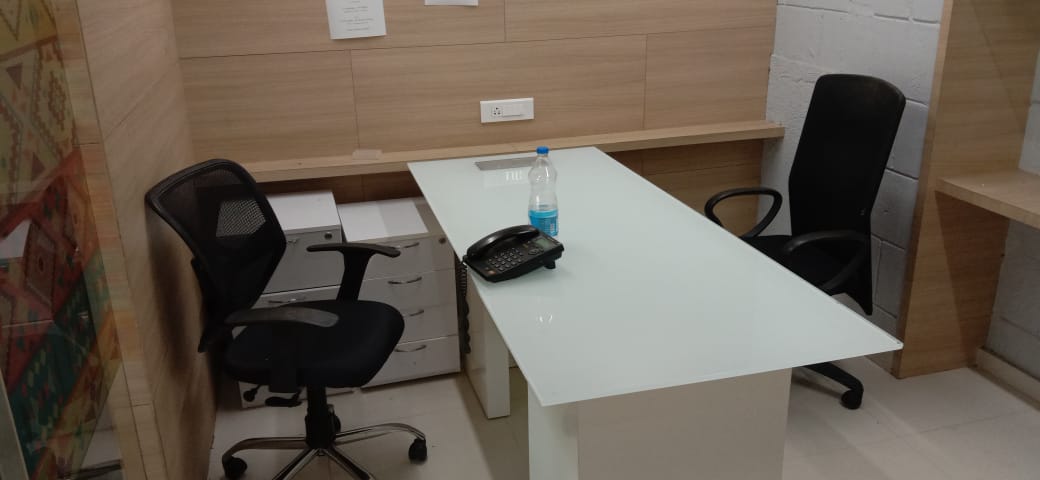 Office Fully Furnished in Lodha Supremus, Lower Parel - Photo 4