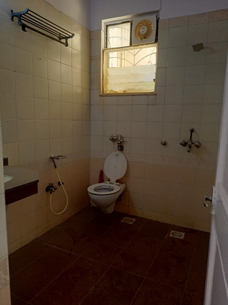3 BHK in Vigyanshila Co-op Housing Society, Andheri West - Photo 6