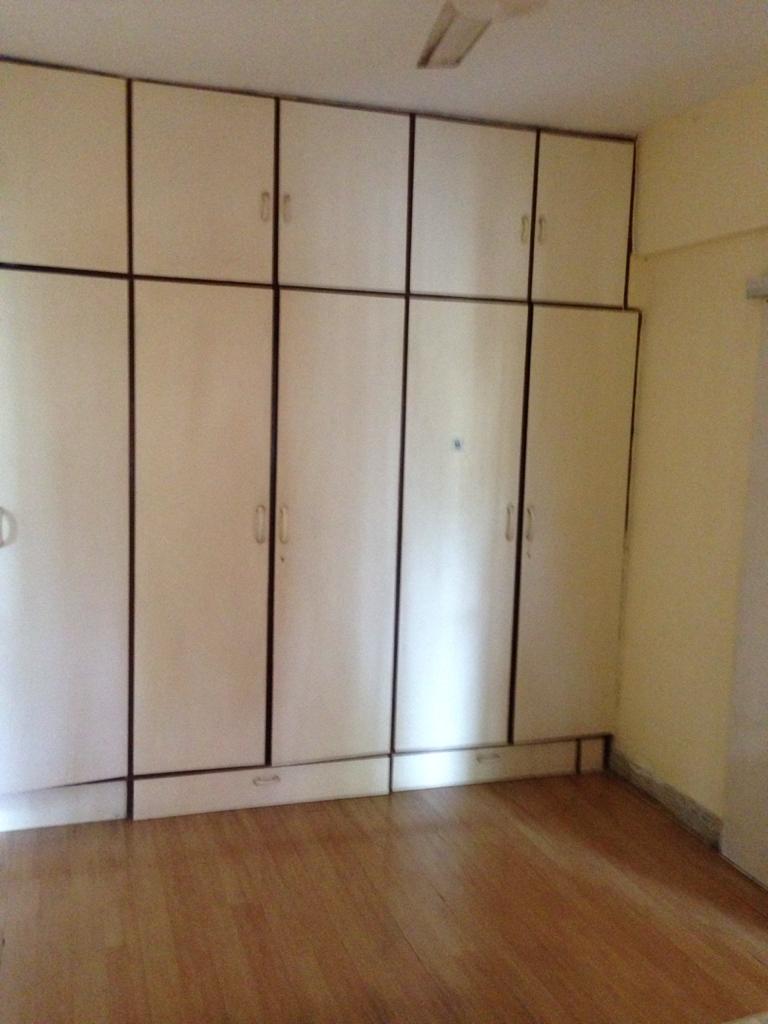 3 BHK Empty in Oyster Shell II, Juhu - Photo 4