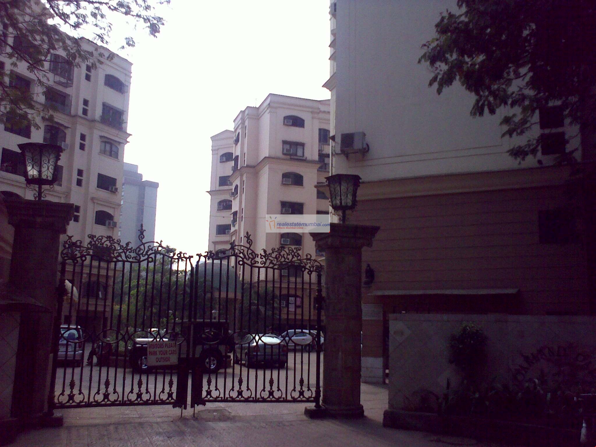 3 BHK Semi-Furnished in Oakland Park, Andheri West - Photo 2