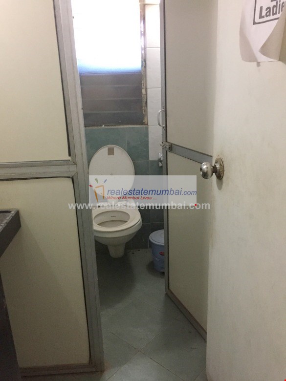 Office Fully Furnished in Aarpee Centre, Andheri East - Photo 5