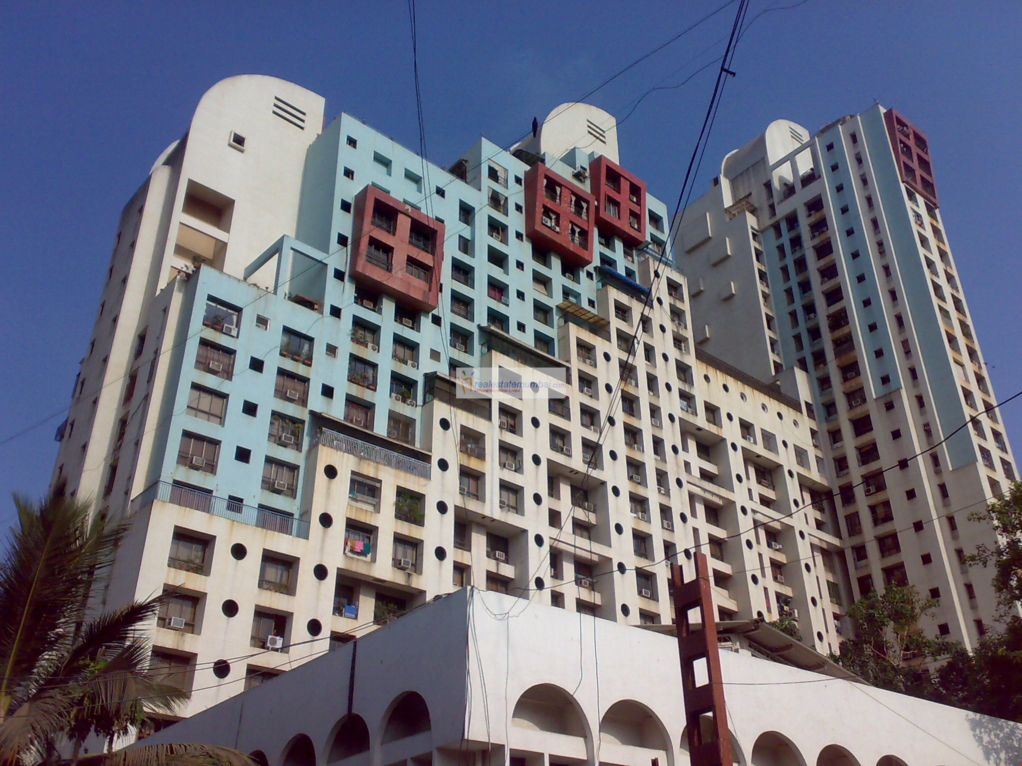3 BHK Fully Furnished in Lokhandwala Residency, Worli - Photo 2