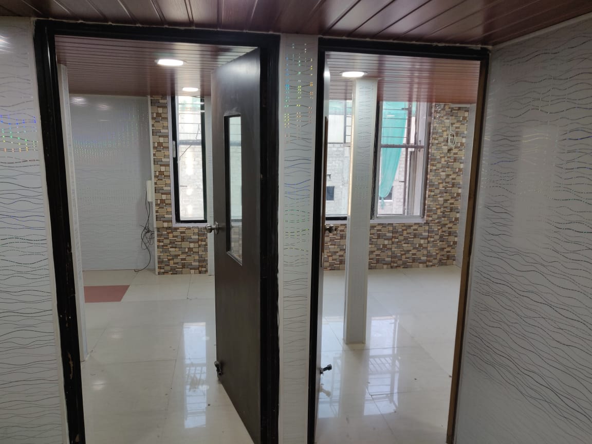 Office in Royal Plaza, Andheri West - Photo 2