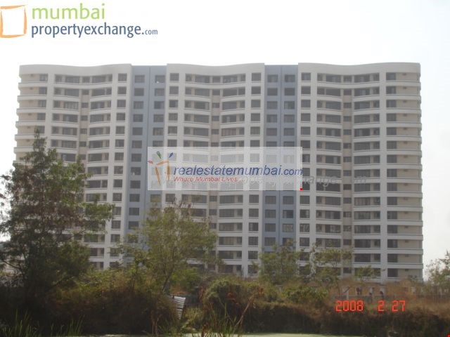 2 BHK in Kalpataru Estate, Andheri East - Photo 4