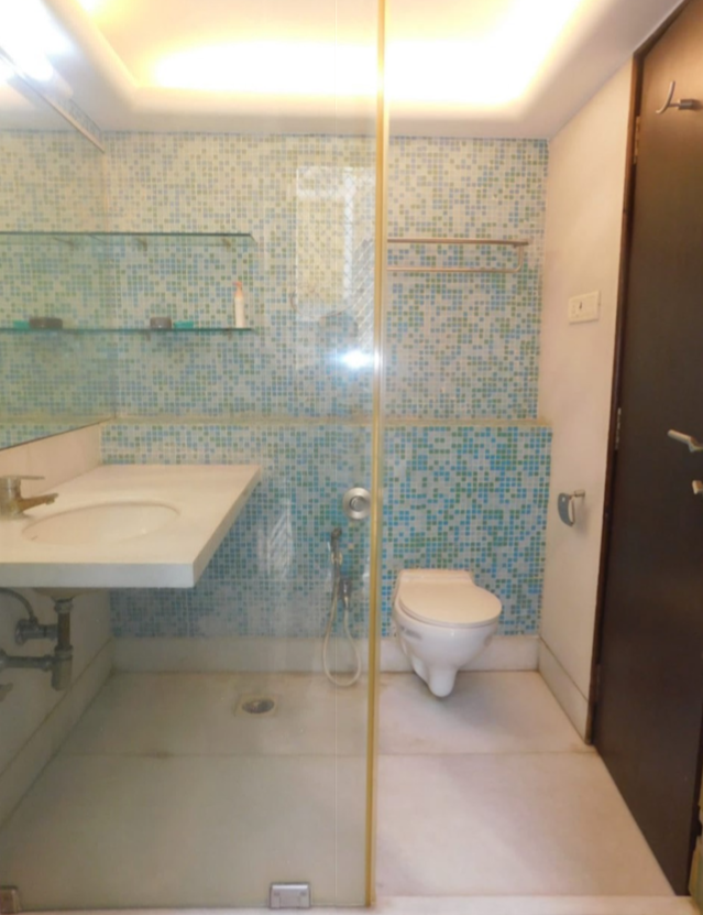 3 BHK in Warden, Bandra West - Photo 4