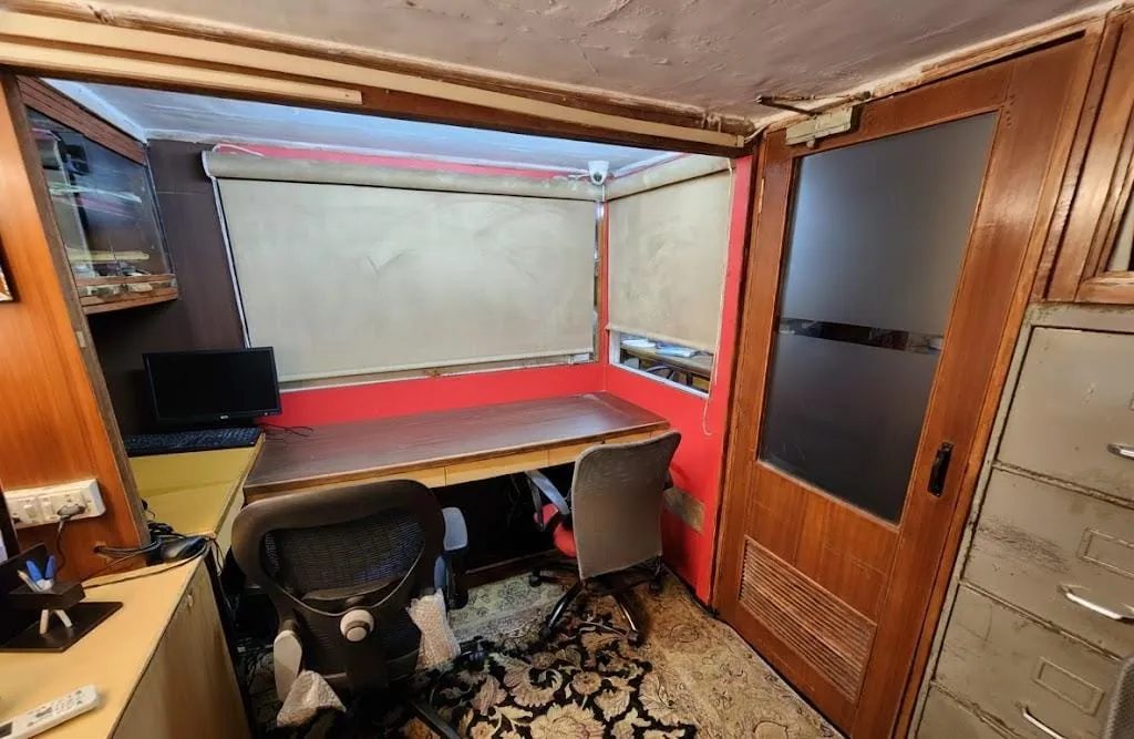 Office Space Fully Furnished in Rajabahadur Compound, Fort - Photo 5