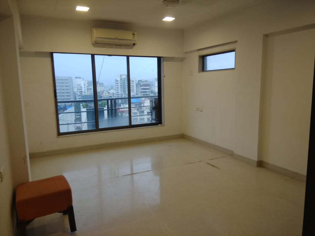 2 BHK Semi-Furnished in Casa Blanca, Bandra West - Photo 5