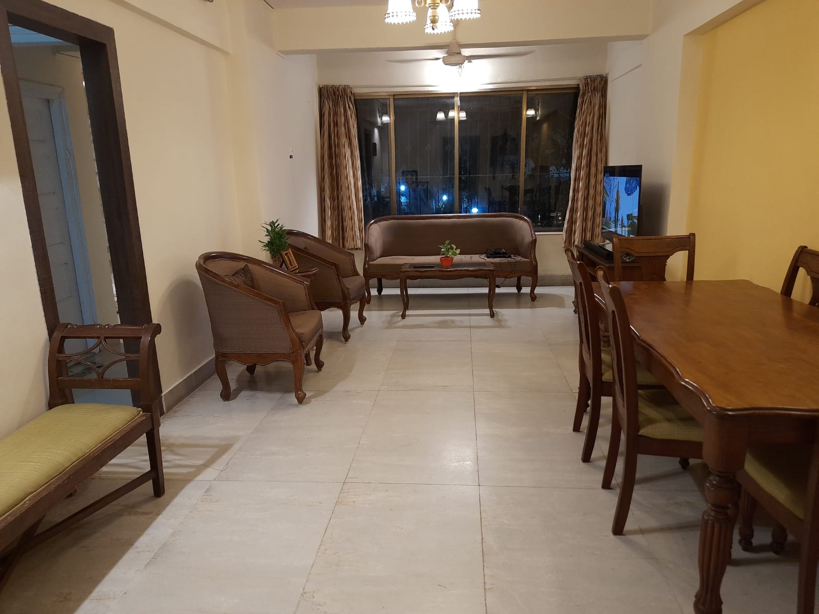 2 BHK in Roop Darshan, Juhu - Photo 6