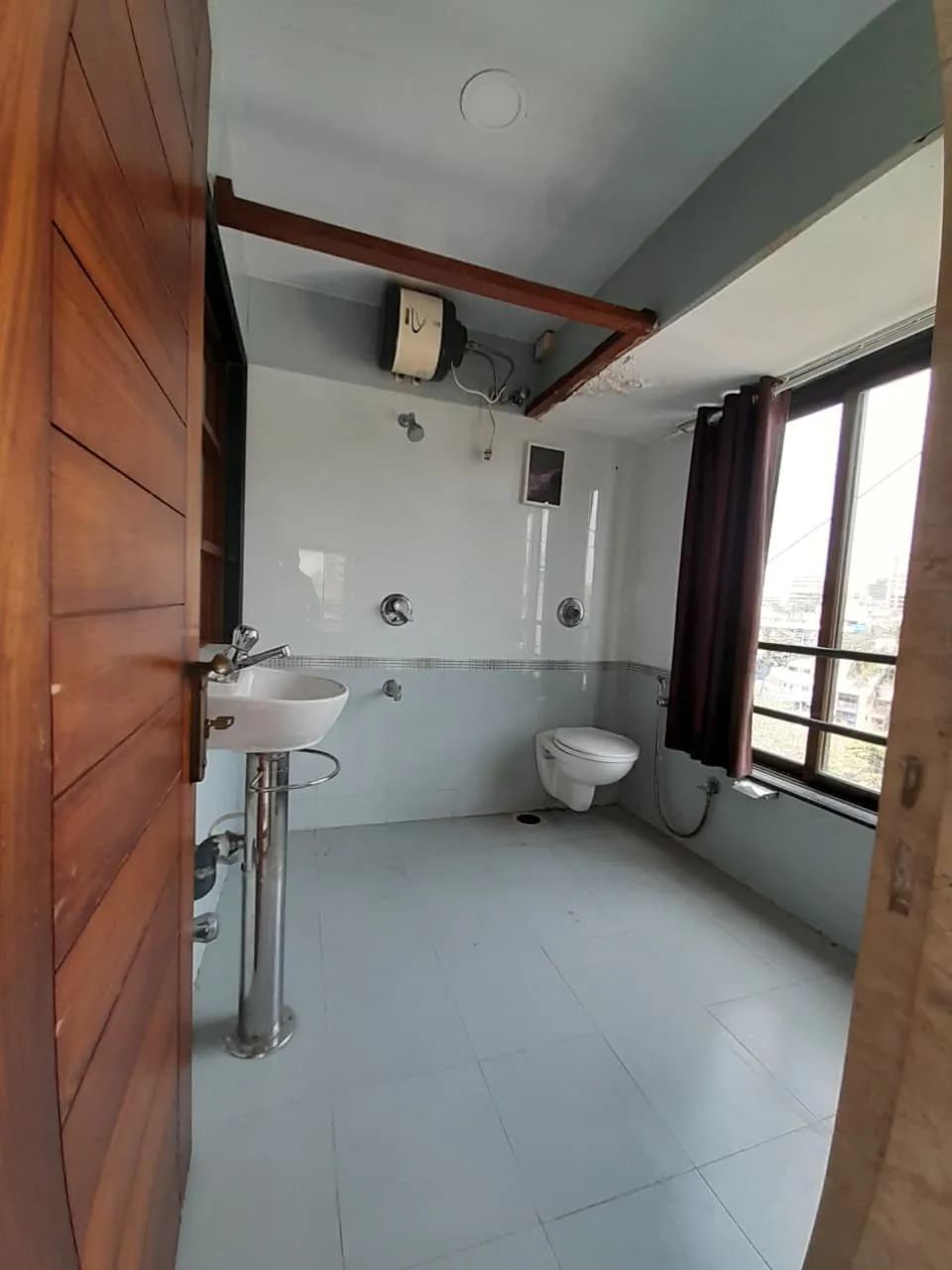 3 BHK Fully Furnished in Nikita Enclave, Bandra West - Photo 3