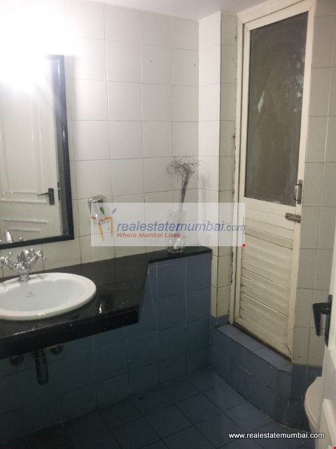 2 BHK Semi-Furnished in Florentine, Powai - Photo 6