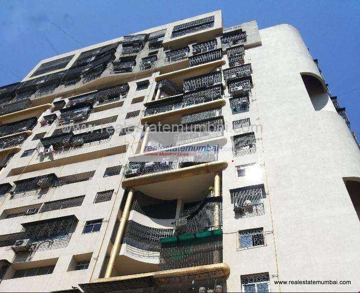 2 BHK Semi-Furnished in Rukmini Vaibhav, Andheri West - Photo 3