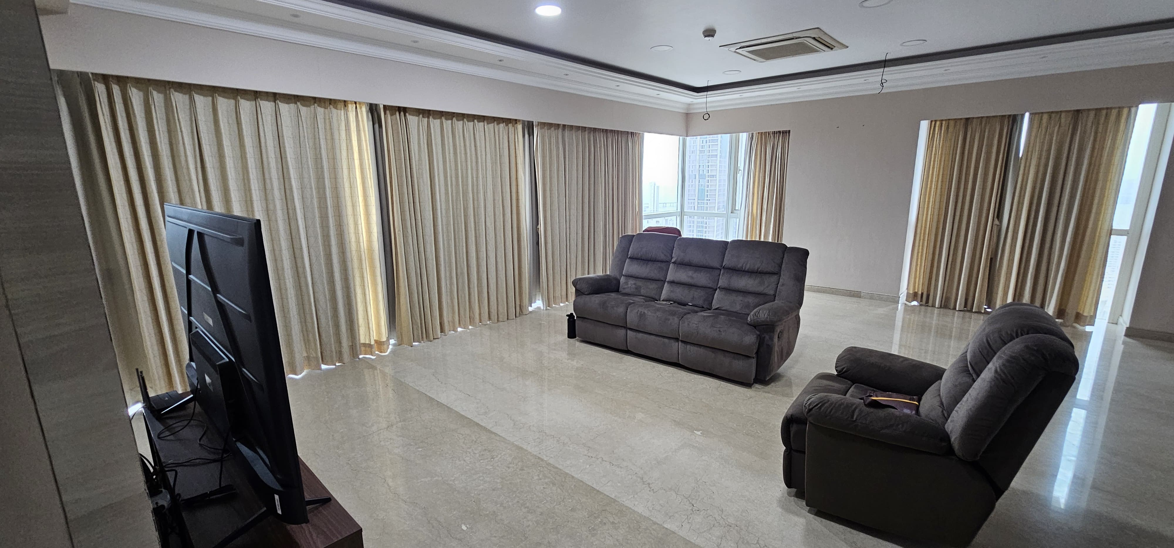 5 BHK Semi Furnished in Indiabulls Sky, Lower Parel - Photo 6