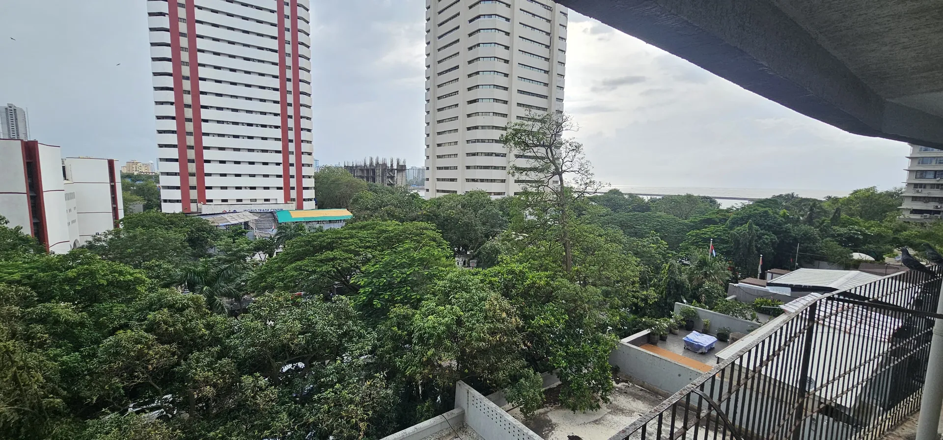 2 BHK Un Furnished in Jolly Maker I, Cuffe Parade - Photo 2