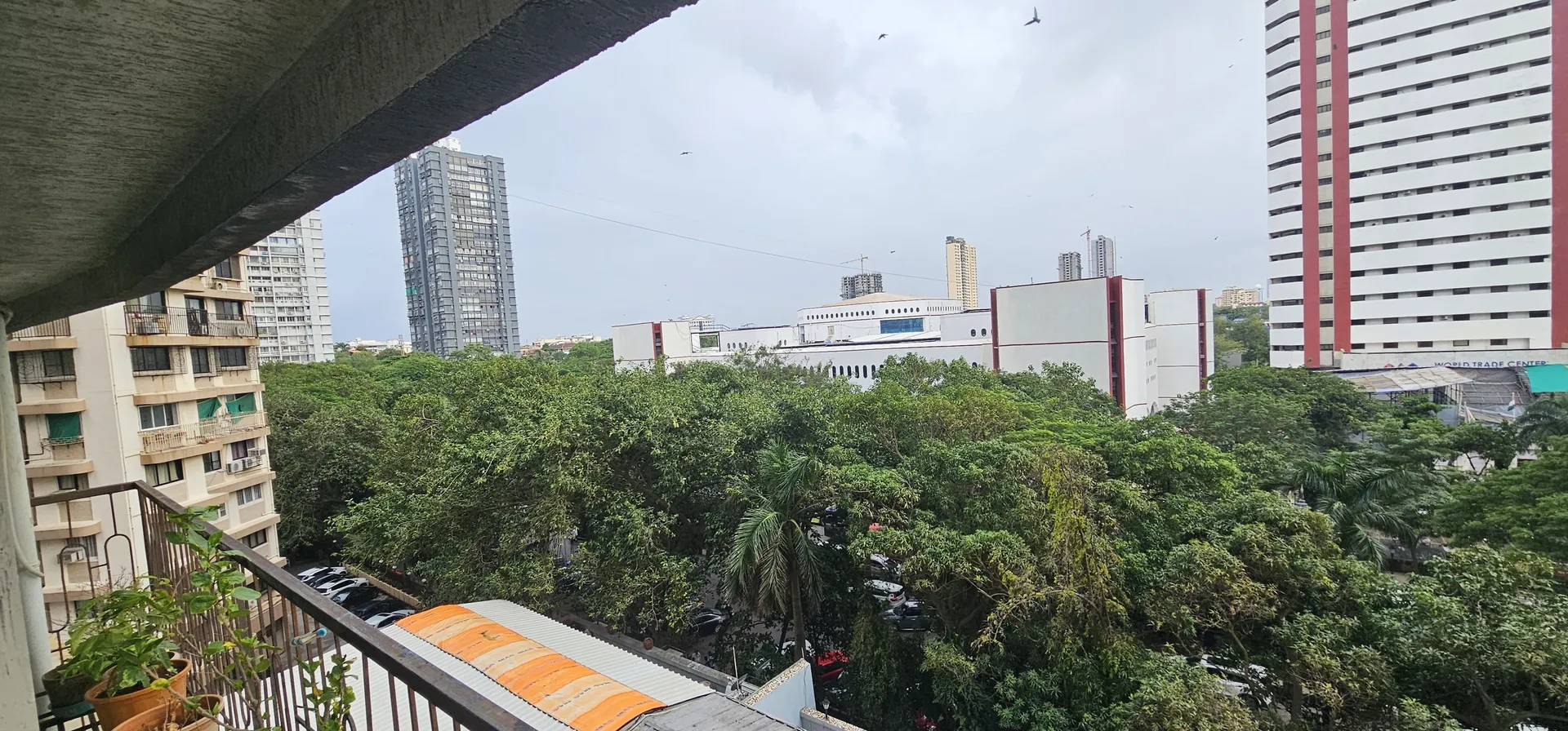 2 BHK Un Furnished in Jolly Maker I, Cuffe Parade - Photo 3