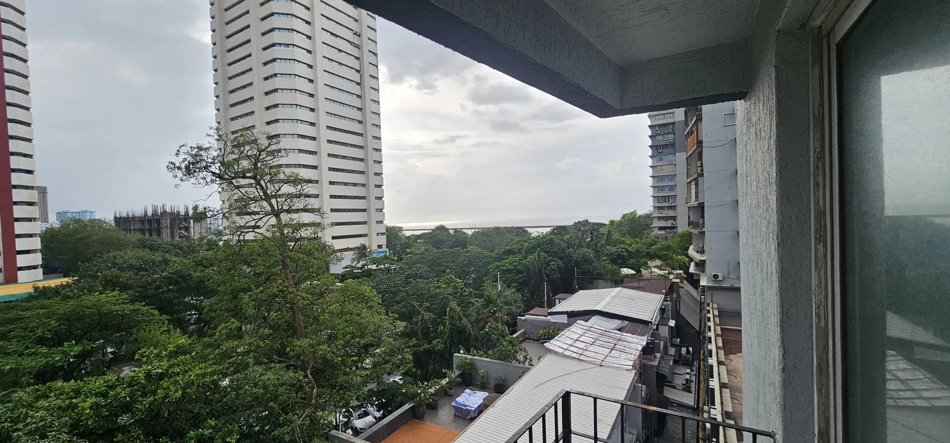 2 BHK Un Furnished in Jolly Maker I, Cuffe Parade - Photo 1