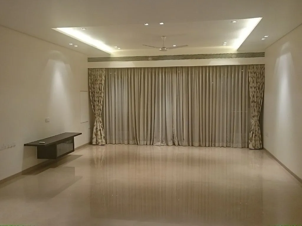3 BHK Semi Furnished in Chitra, Santacruz West - Photo 2