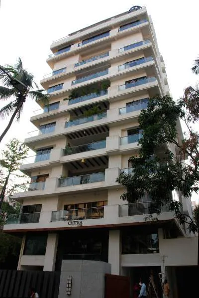3 BHK Semi Furnished in Chitra, Santacruz West - Photo 5